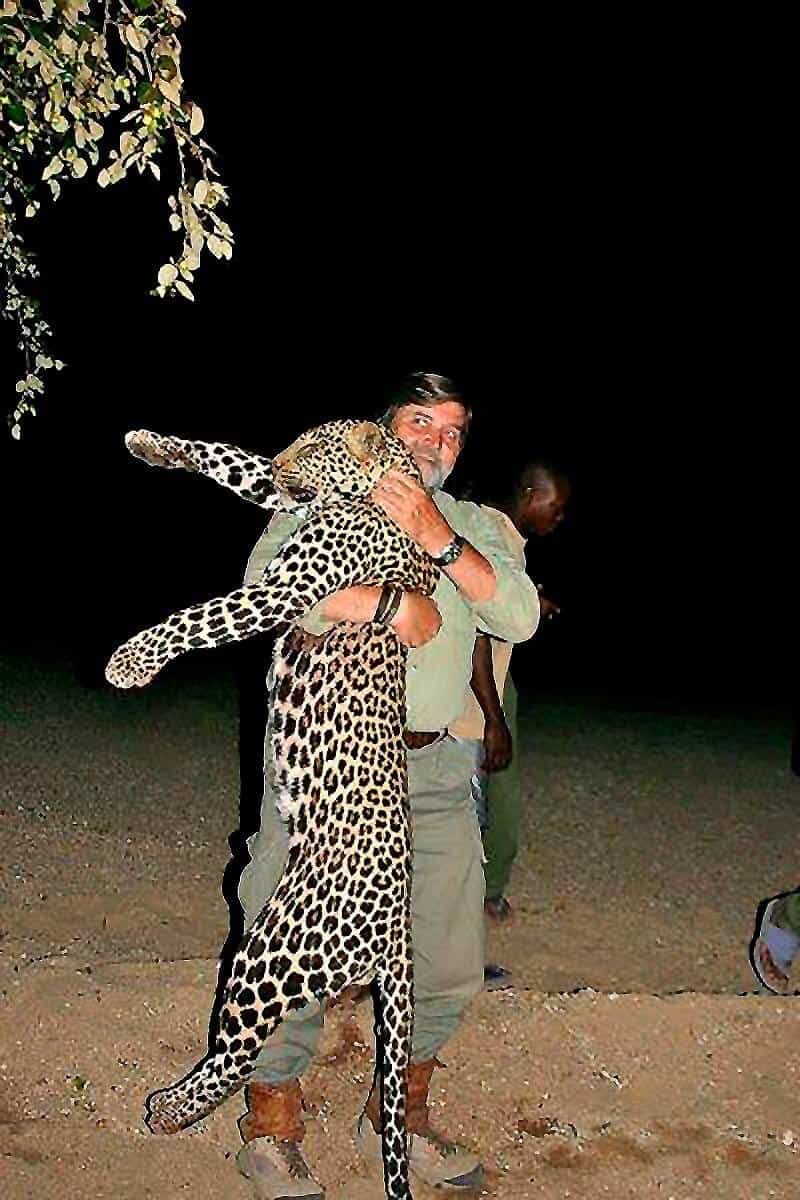 Твій гід в світі полювання Vepr Safari Полювання у Мозамбіку