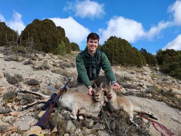 Твій гід в світі полювання Vepr Safari Полювання на козерога в Іспанії.